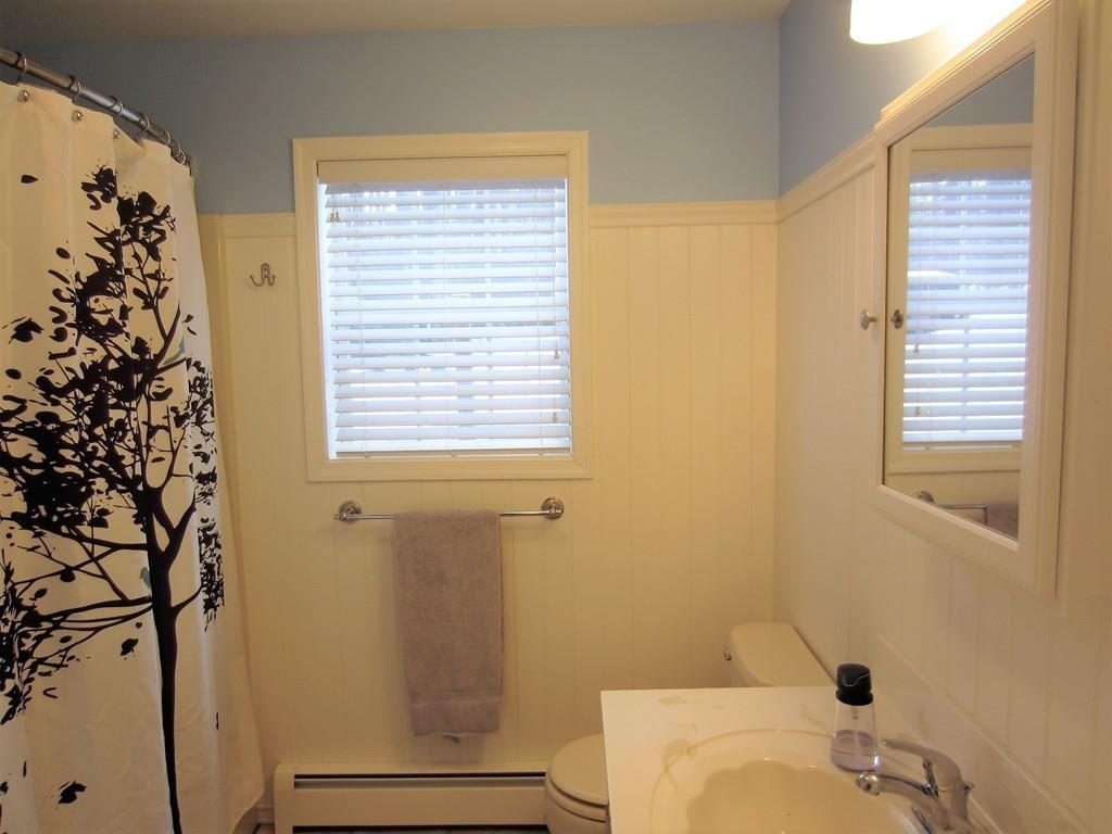 132Nw Main St, Douglas, MA 01516