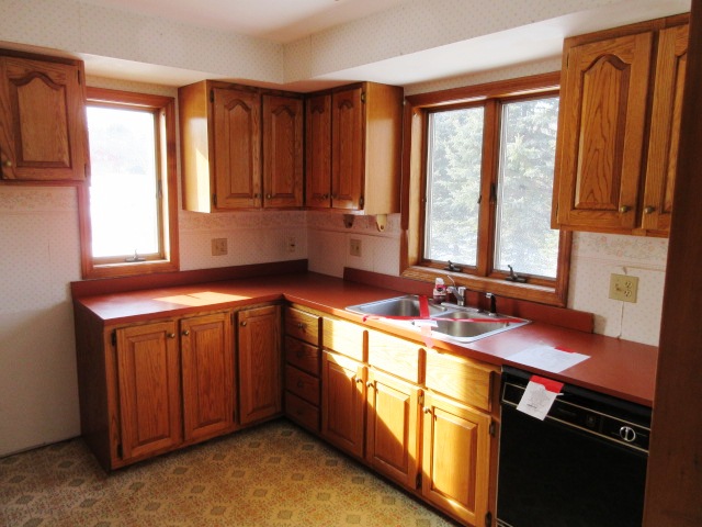 32 Hemlock StDouglas, MA, 01516Worcester County