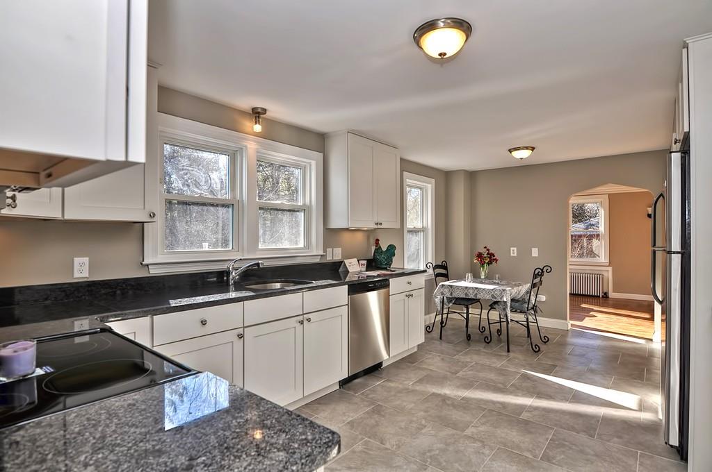 95Lincoln Ave, Holden, MA 01520