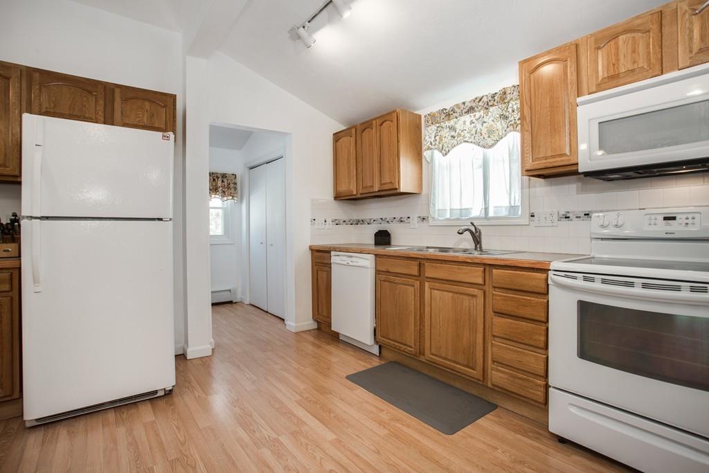 5Highland Ave, Millbury, MA 01527