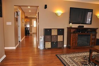 8 Bazeley Ave, Millville, MA 01529