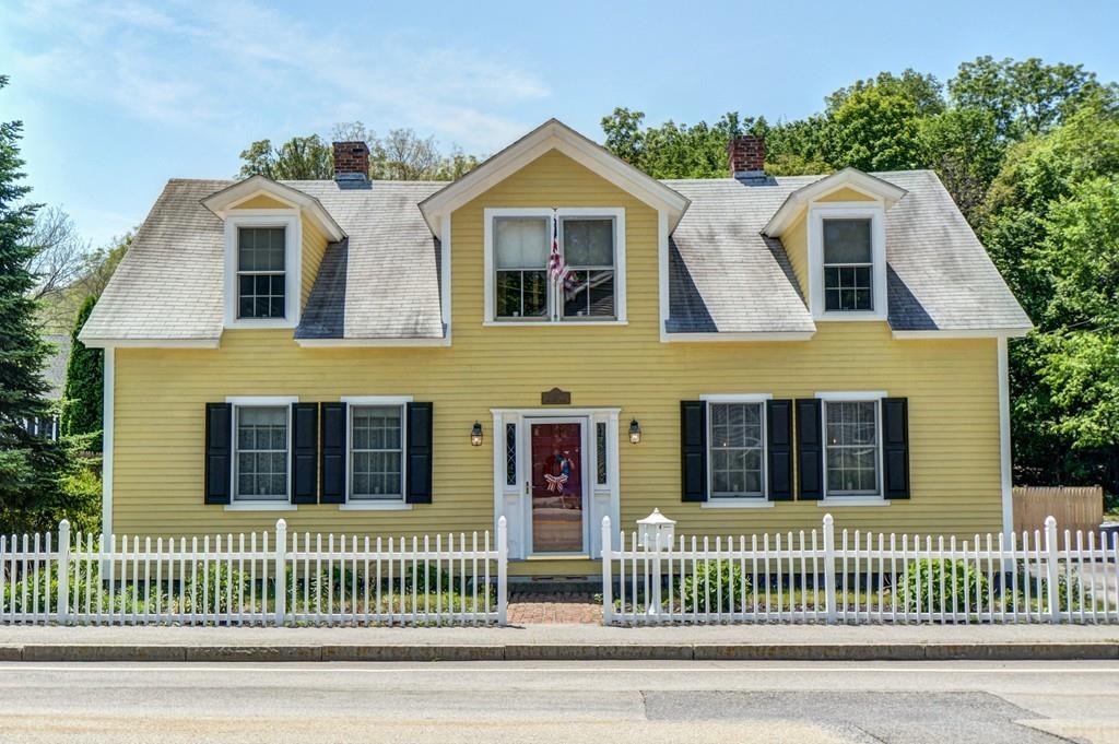 163Worcester St, North Grafton, MA 01536