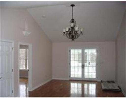 9 Cole Drive, Oxford, MA 01537