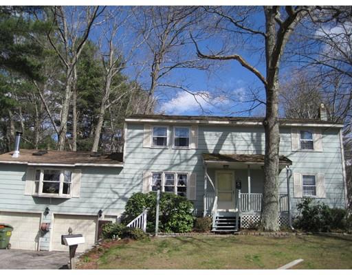 4 Woodland Dr, Oxford, MA 01540