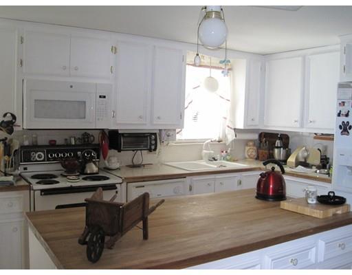 4 Woodland Dr, Oxford, MA 01540