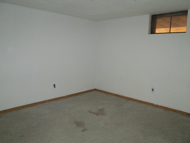 26 Toria Heights RoOxford, MA, 01540Worcester County