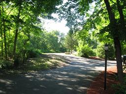 998 GUELPHWOOD RD., Southbridge, MA 01550