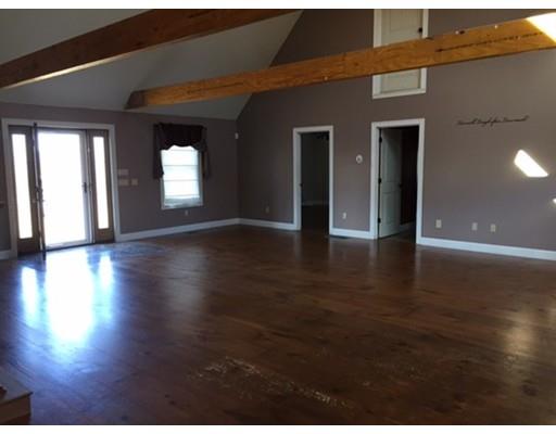 182 Clemence Hill Road, Southbridge, MA 01550
