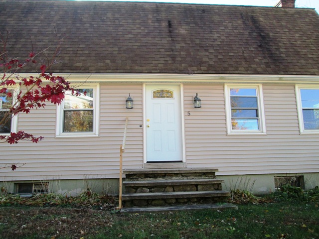 5 Robert StreetSouthbridge, MA, 01550Worcester County