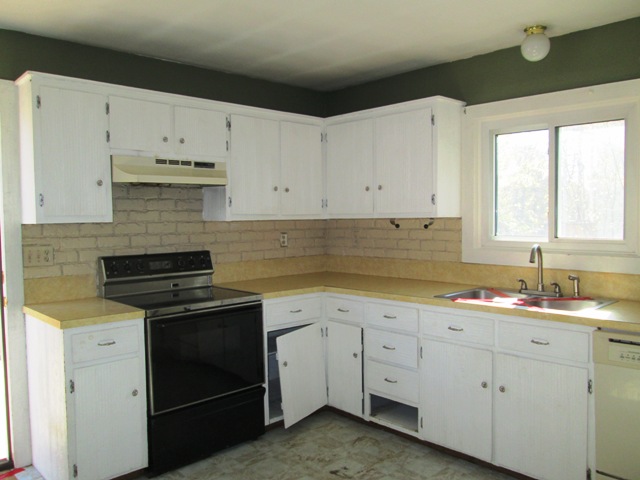 5 Robert StreetSouthbridge, MA, 01550Worcester County