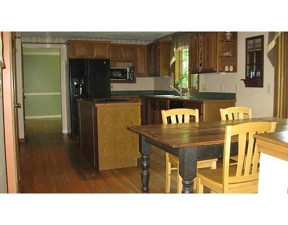 26Woodside Cir, Sturbridge, MA 01566