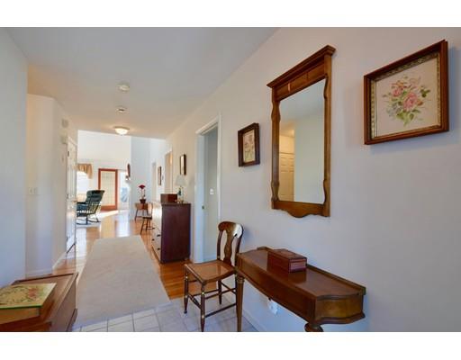 66 Steeple View, Sturbridge, MA 01566