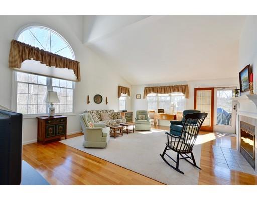 66 Steeple View, Sturbridge, MA 01566