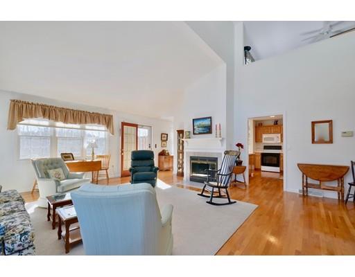 66 Steeple View, Sturbridge, MA 01566