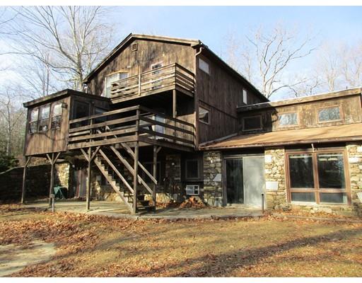 481 Leadmine Rd, Sturbridge, MA 01566
