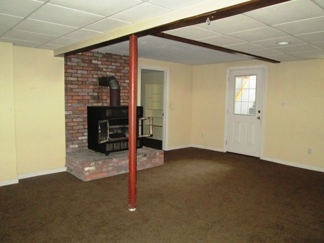 65 Elmdale StreetUxbridge, MA, 01569Worcester County