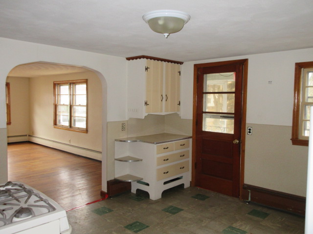 17 Vecchia StWebster, MA, 01570Worcester County
