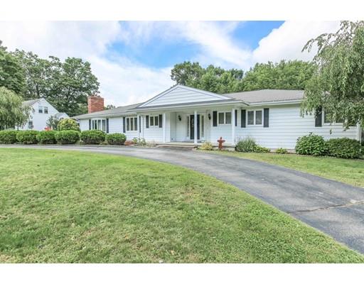 14 Lake Pkwy, Webster, MA 01570