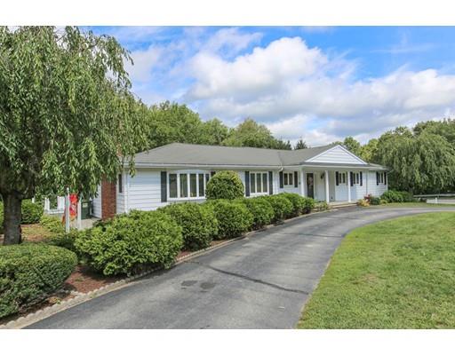 14 Lake Pkwy, Webster, MA 01570