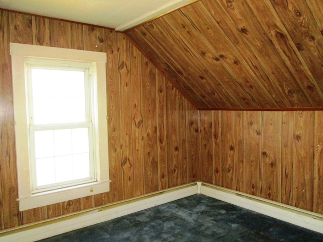 10 Elm StWebster, MA, 01570Worcester County