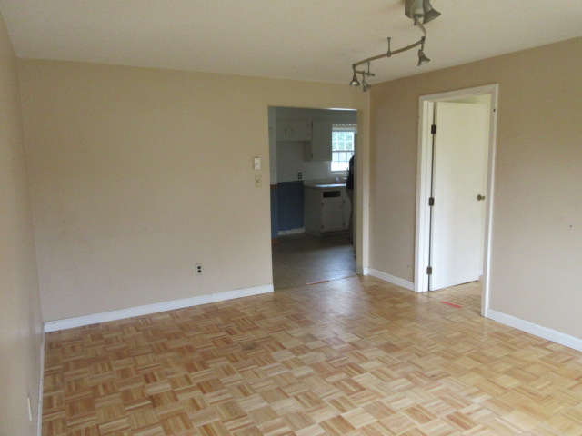 6 Wysocki Dr #19Dudley, MA, 01571Worcester County
