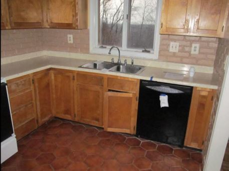 32 Partridge Hill RdDudley, MA, 01571Worcester County