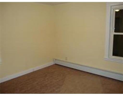 71 N Main St, West Boylston, MA 01583