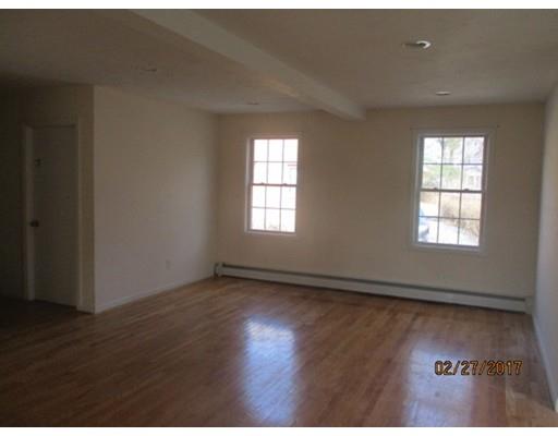 386 Lovell St, Worcester, MA 01602