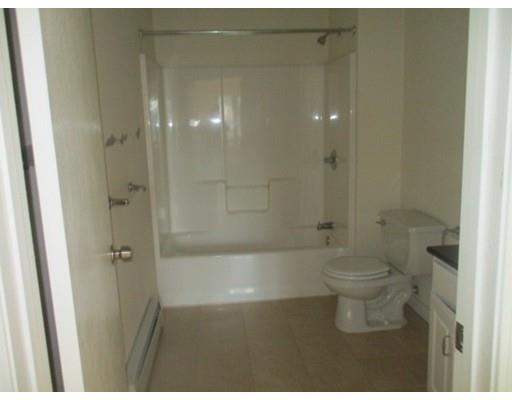 386 Lovell St, Worcester, MA 01602