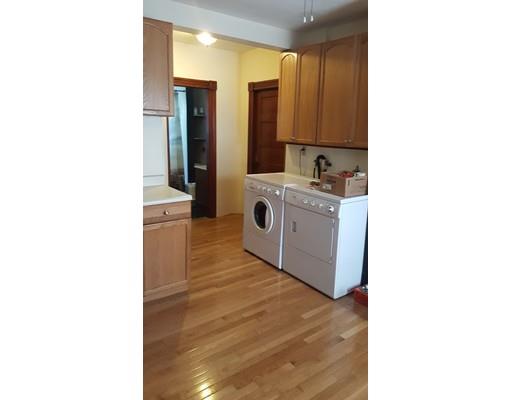 16 Westfield St, Worcester, MA 01602