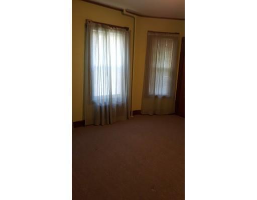 16 Westfield St, Worcester, MA 01602