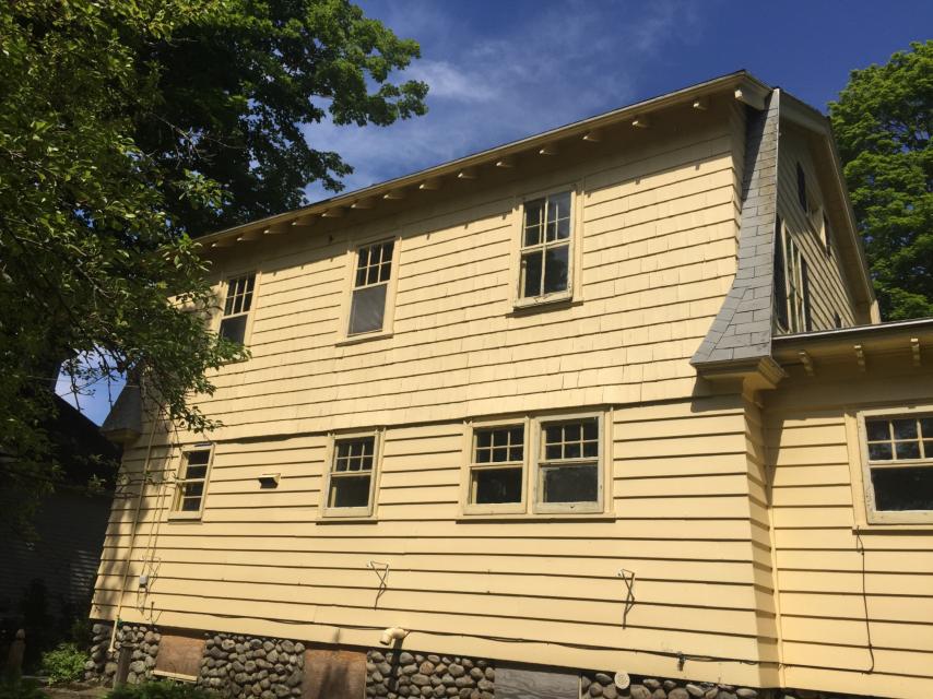 6 Perrot StWorcester, MA, 01602Worcester County