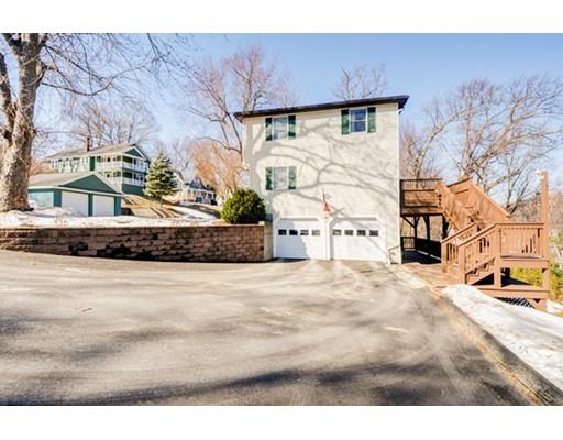 24 Circuit Ave E, Worcester, MA 01603
