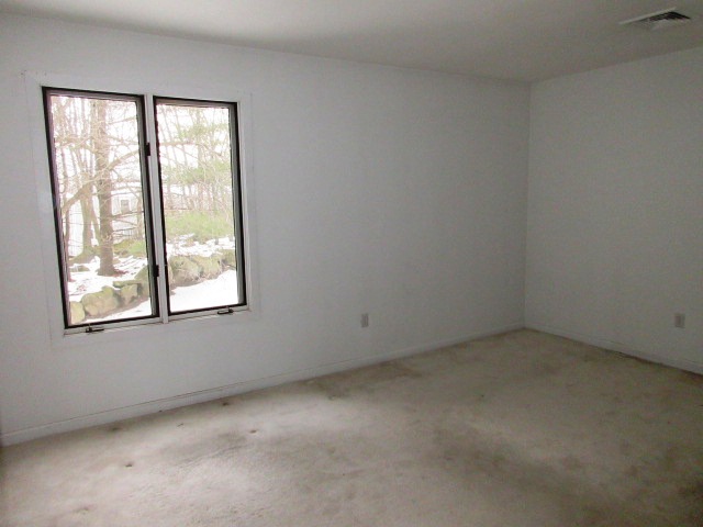 330 Sunderland Road #16Worcester, MA, 01604Worcester County