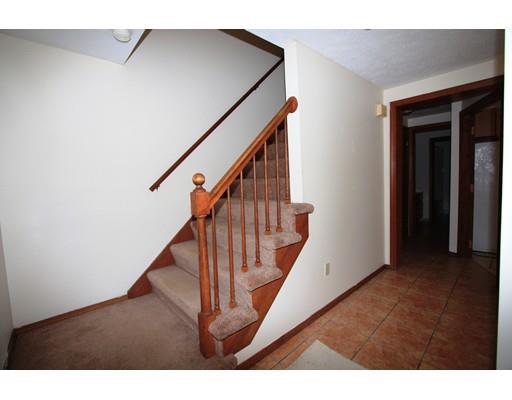14-A Corrine St, Worcester, MA 01604