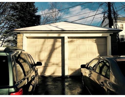 35 Ashwood Street, Worcester, MA 01604