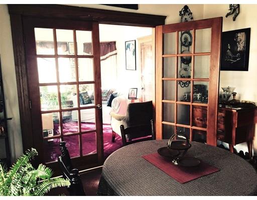 35 Ashwood Street, Worcester, MA 01604