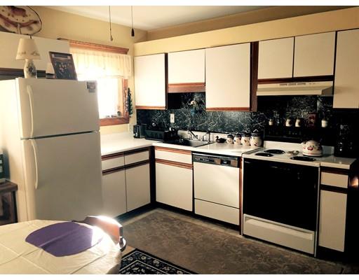 35 Ashwood Street, Worcester, MA 01604