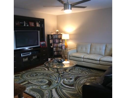 18 Eastham St, Worcester, MA 01604