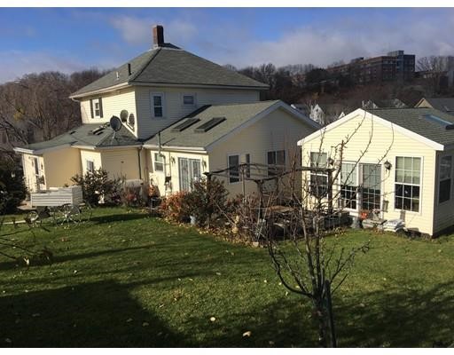 408 Hamilton St, Worcester, MA 01604