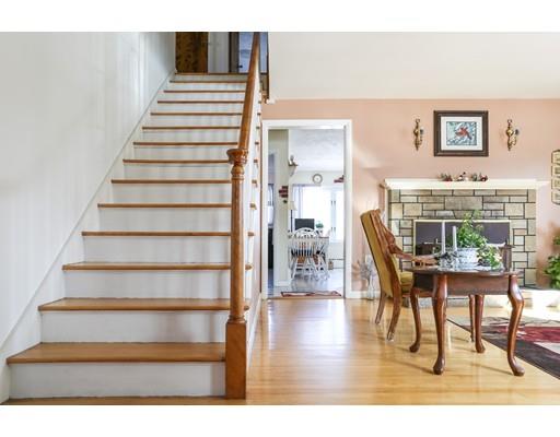 5 Acushnet Ave, Worcester, MA 01606