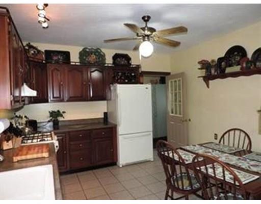 16 Longmeadow Avenue, Worcester, MA 01606