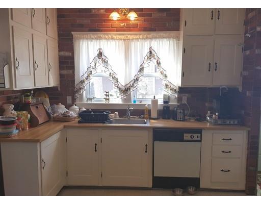 92 Longmeadow Ave., Worcester, MA 01606