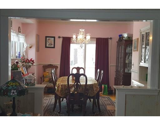 92 Longmeadow Ave., Worcester, MA 01606