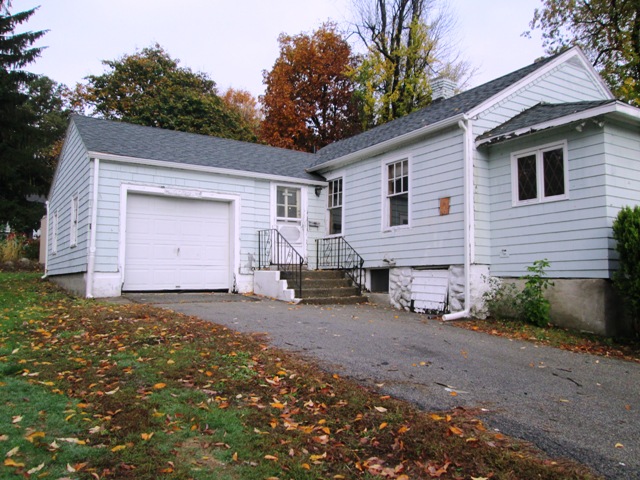 12 Maravista RdWorcester, MA, 01606Worcester County