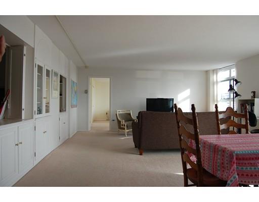 80 Salisbury St, Worcester, MA 01609