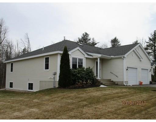 48 Village Road, Paxton, MA 01612