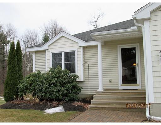 48 Village Road, Paxton, MA 01612