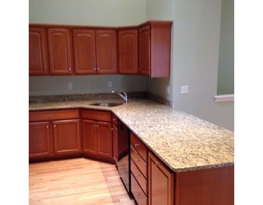 28 Village Road, Paxton, MA 01612