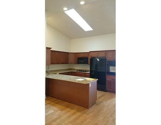 28 Village Road, Paxton, MA 01612